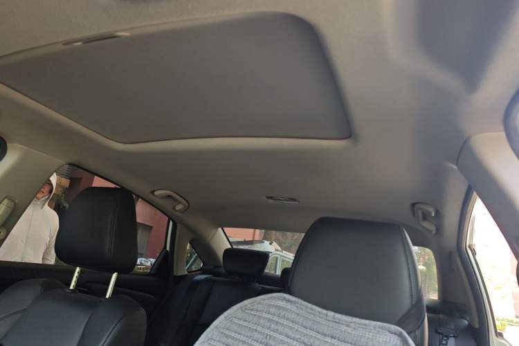 Used Honda Crider 2019 180 Turbo CVT Luxury Edition China VI Emission Standard Headliner