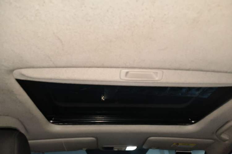 Used Honda Crider 2019 180 Turbo CVT Luxury Edition China VI Emission Standard Headliner