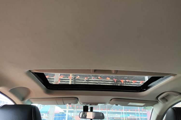 Used Honda Crider 2019 180 Turbo CVT Luxury Edition China VI Emission Standard Headliner