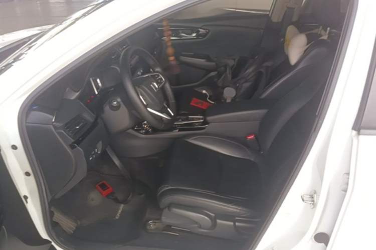 Used Honda Crider 2019 180 Turbo CVT Leading Edition China V Left Front Seat