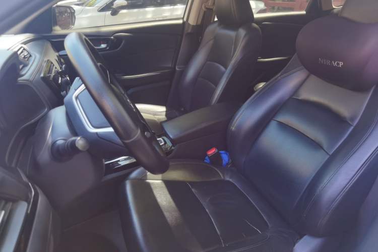 Used Honda Crider 2019 180 Turbo CVT Luxury Edition China V Left Front Seat