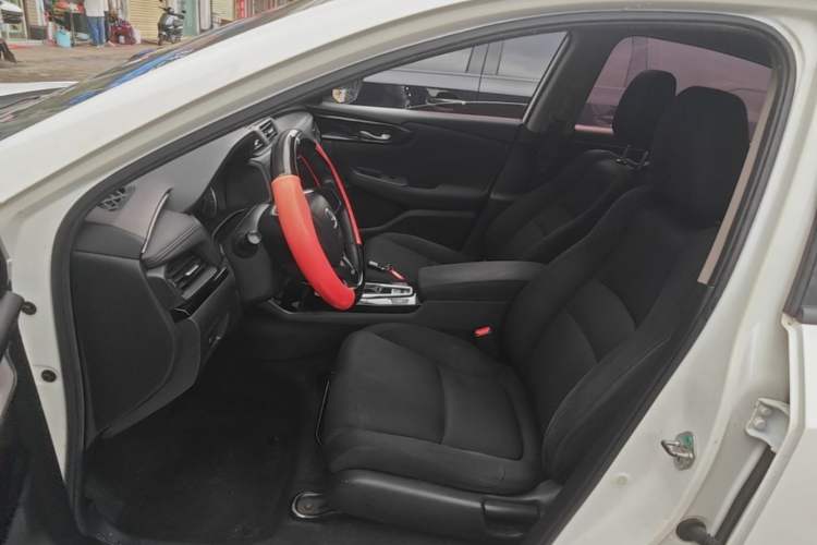 Used Honda Crider 2019 180 Turbo CVT Comfort Edition China V Left Front Seat
