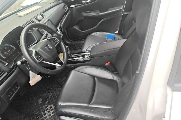 Used Honda Crider 2019 180 Turbo CVT Leading Edition China V Left Front Seat