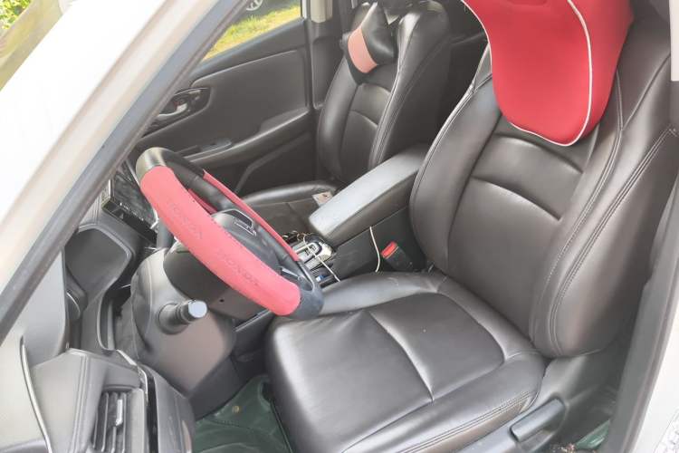 Used Honda Crider 2019 180 Turbo CVT Comfort Edition China V Left Front Seat