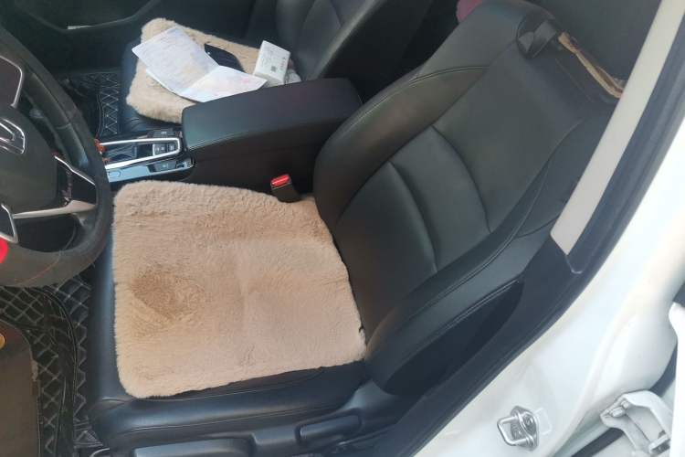 Used Honda Crider 2019 180 Turbo CVT Luxury Edition China V Left Front Seat