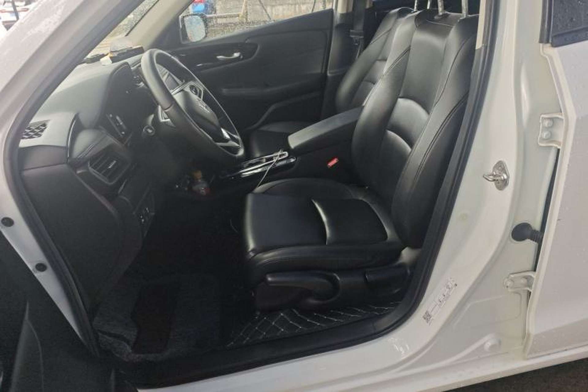 Used Honda Crider 2019 180 Turbo CVT Leading Edition China VI Left Front Seat