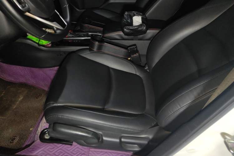 Used Honda Crider 2019 180 Turbo CVT Leading Edition China V Left Front Seat
