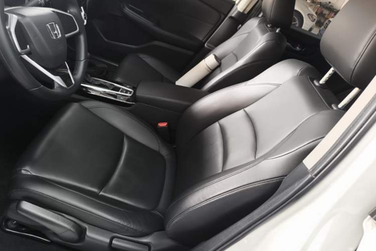 Used Honda Crider 2019 180 Turbo CVT Luxury Edition China VI Emission Standard Left Front Seat