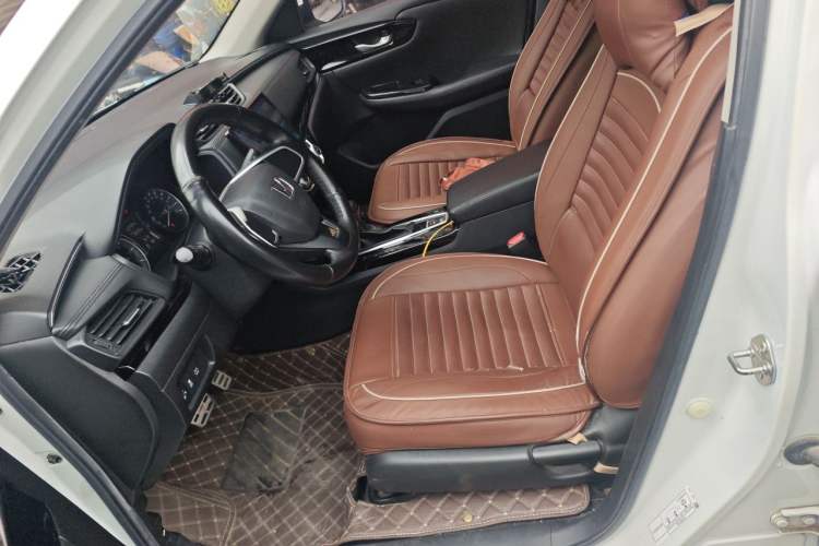 Used Honda Crider 2019 180 Turbo CVT Comfort Edition China V Left Front Seat