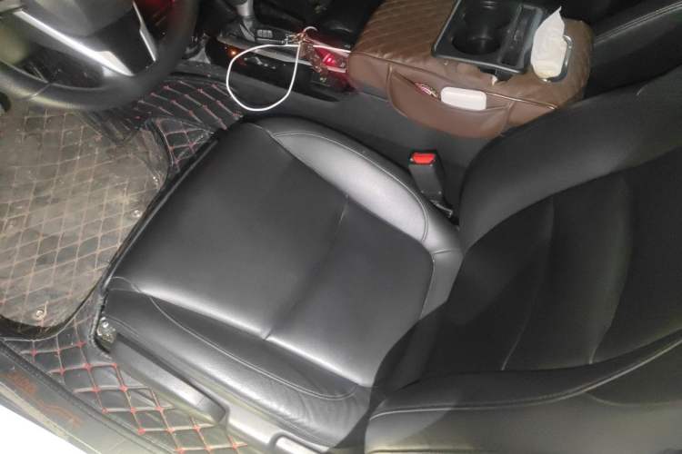 Used Honda Crider 2019 180 Turbo CVT Luxury Edition China V Left Front Seat
