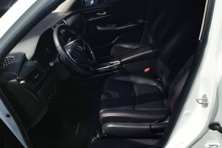 Used Honda Crider 2019 180 Turbo CVT Comfort Edition China V Left Front Seat