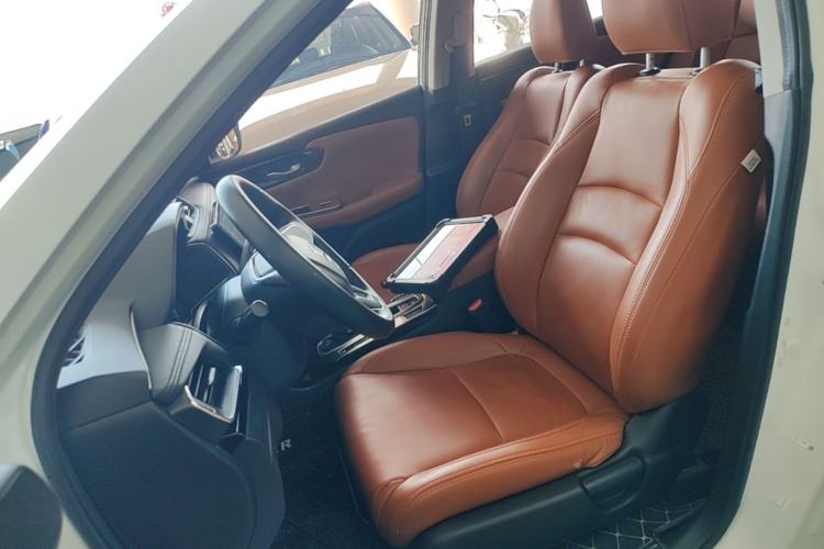 Used Honda Crider 2019 180 Turbo CVT Comfort Edition China V Left Front Seat