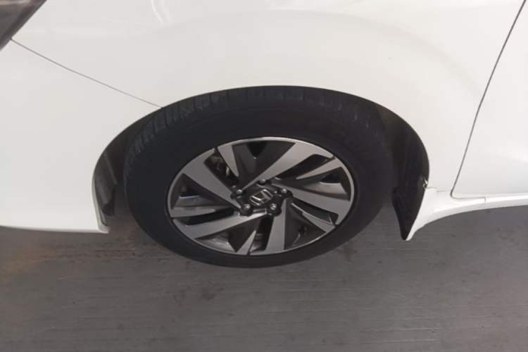 Used Honda Crider 2019 180 Turbo CVT Leading Edition China V Left Front Wheel Hub