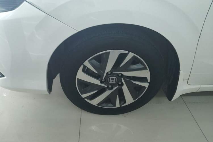 Used Honda Crider 2019 180 Turbo CVT Luxury Edition China V Left Front Wheel Hub