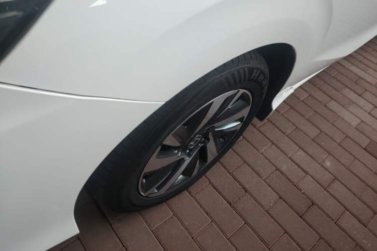 Used Honda Crider 2019 180 Turbo CVT Luxury Edition China V Left Front Wheel Hub