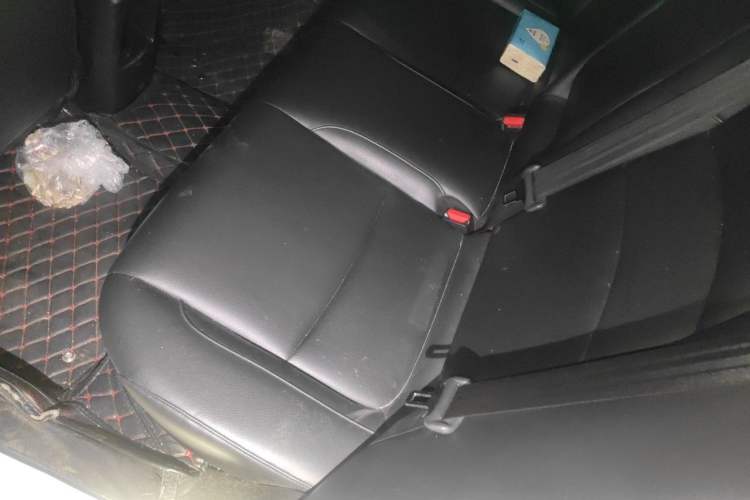 Used Honda Crider 2019 180 Turbo CVT Luxury Edition China V Left Rear Seat