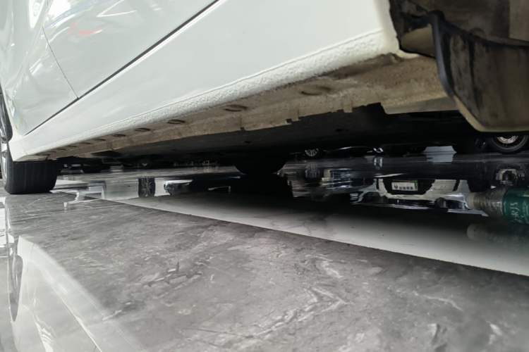 Used Honda Crider 2019 180 Turbo CVT Luxury Edition China VI Emission Standard Left Side Sill