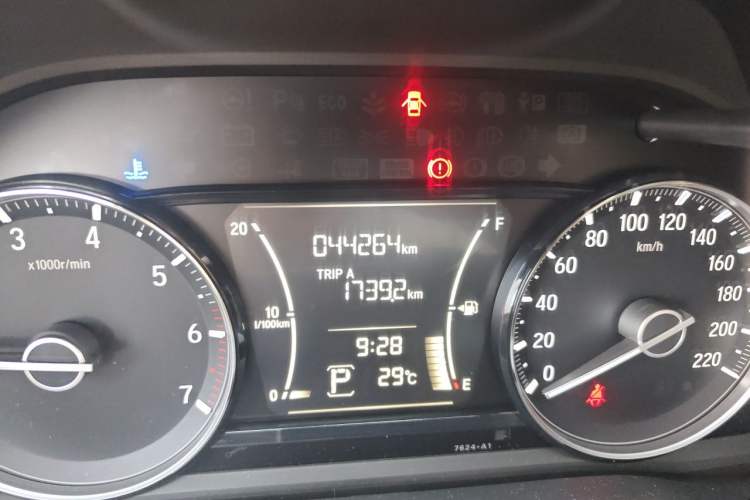 Used Honda Crider 2019 180 Turbo CVT Luxury Edition China VI Emission Standard Odometer Close Up