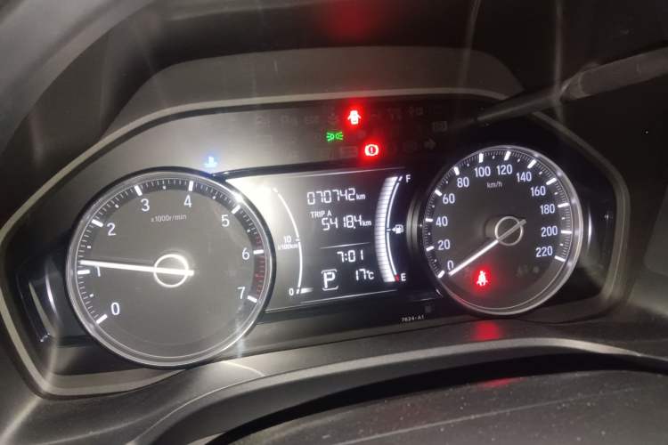 Used Honda Crider 2019 180 Turbo CVT Luxury Edition China V Odometer Close Up