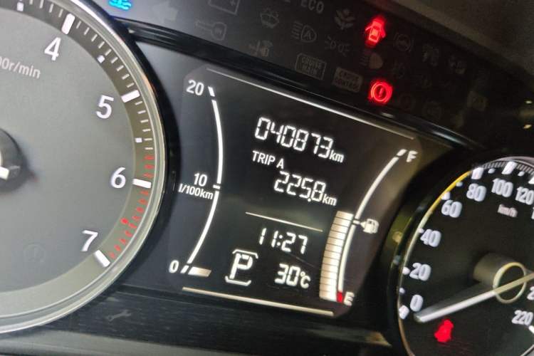 Used Honda Crider 2019 180 Turbo CVT Luxury Edition China VI Emission Standard Odometer Close Up