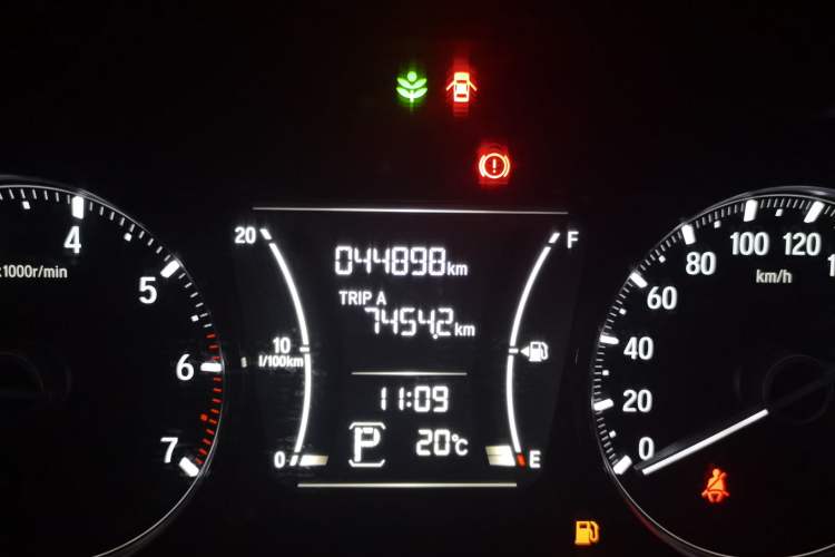 Used Honda Crider 2019 180 Turbo CVT Luxury Edition China VI Emission Standard Odometer Close Up