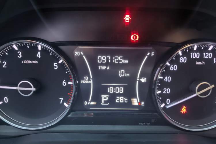 Used Honda Crider 2019 180 Turbo CVT Luxury Edition China VI Emission Standard Odometer Close Up