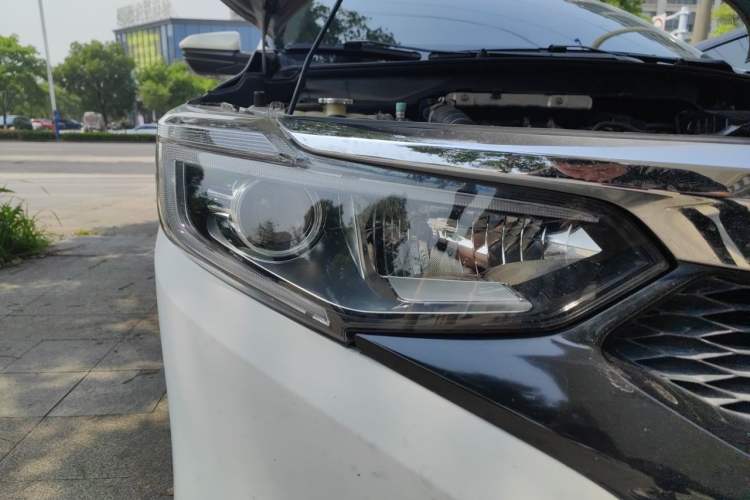 Used Honda Crider 2019 180 Turbo CVT Luxury Edition China V Right Front Headlight