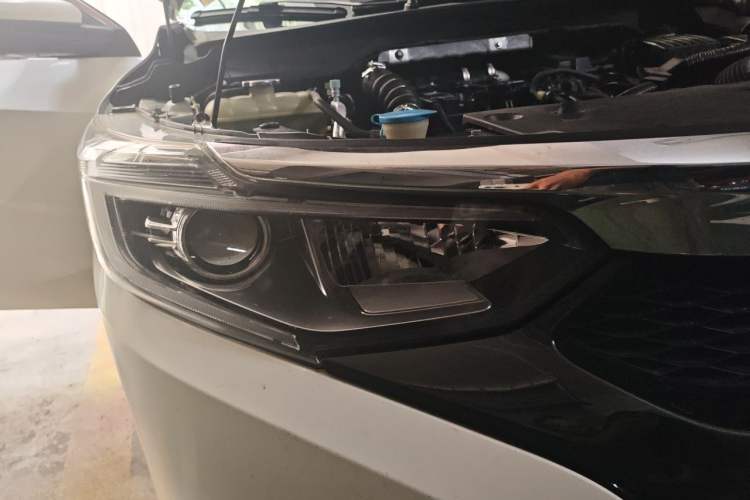 Used Honda Crider 2019 180 Turbo CVT Luxury Edition China VI Emission Standard Right Front Headlight
