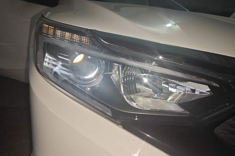 Used Honda Crider 2019 180 Turbo CVT Luxury Edition China VI Emission Standard Right Front Headlight