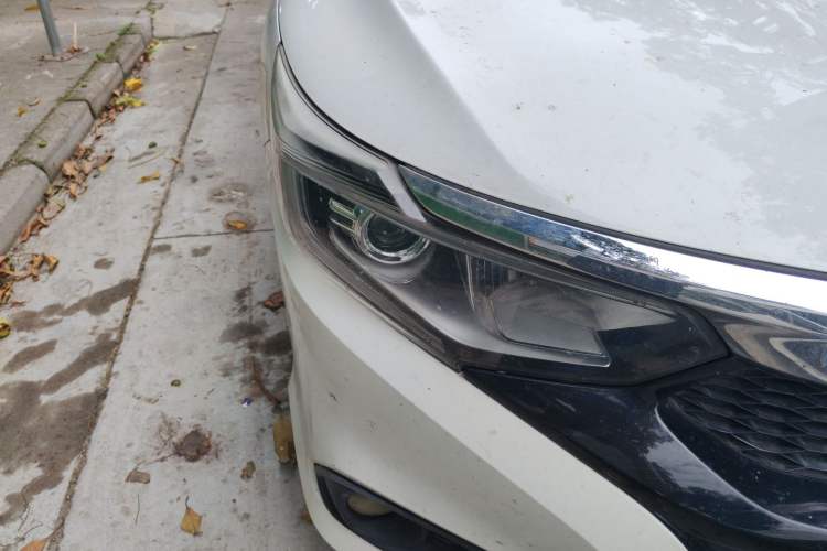 Used Honda Crider 2019 180 Turbo CVT Comfort Edition China V Right Front Headlight