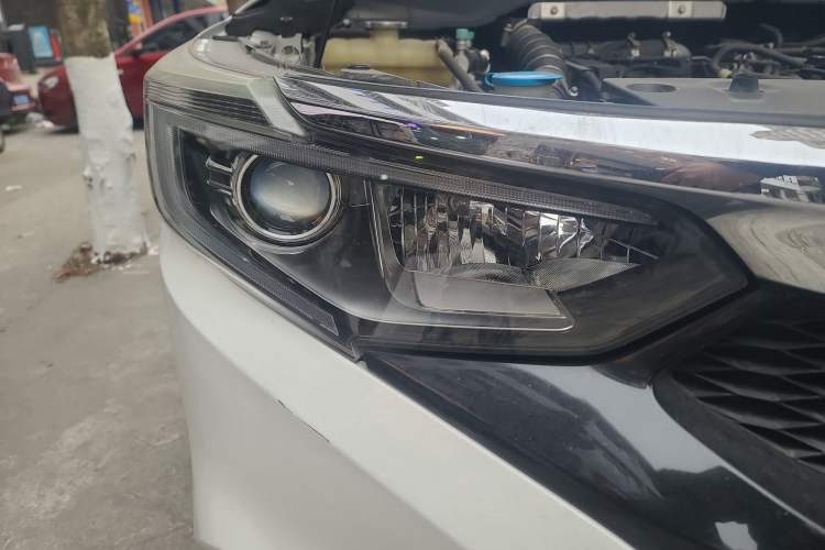 Used Honda Crider 2019 180 Turbo CVT Luxury Edition China V Right Front Headlight