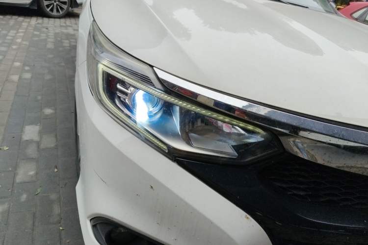 Used Honda Crider 2019 180 Turbo CVT Comfort Edition China V Right Front Headlight