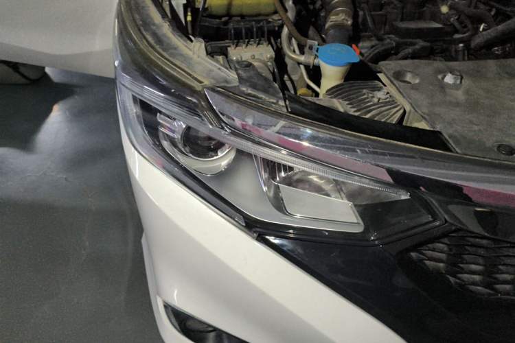 Used Honda Crider 2019 180 Turbo CVT Luxury Edition China V Right Front Headlight