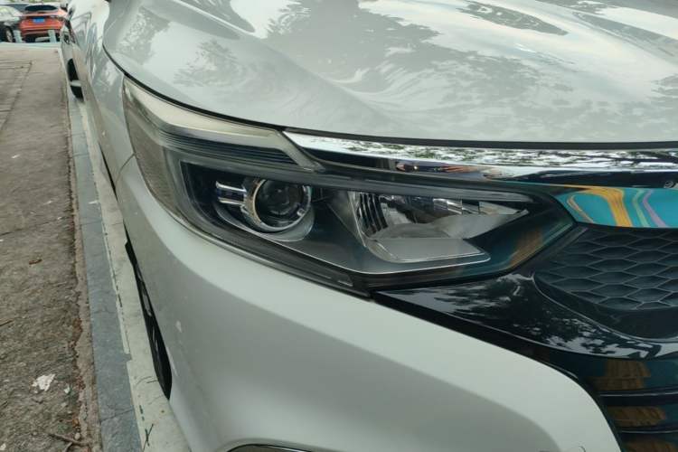 Used Honda Crider 2019 180 Turbo CVT Luxury Edition China V Right Front Headlight