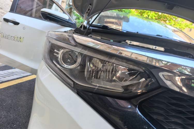 Used Honda Crider 2019 180 Turbo CVT Comfort Edition China V Right Front Headlight