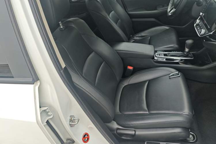 Used Honda Crider 2019 180 Turbo CVT Luxury Edition China VI Emission Standard Right Front Seat