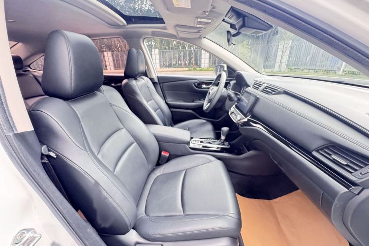 Used Honda Crider 2019 180 Turbo CVT Leading Edition China V Right Front Seat