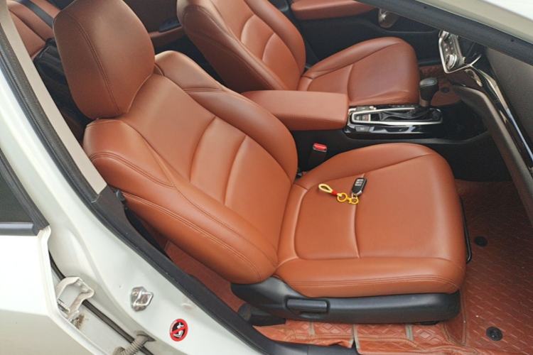 Used Honda Crider 2019 180 Turbo CVT Comfort Version China VI Right Front Seat