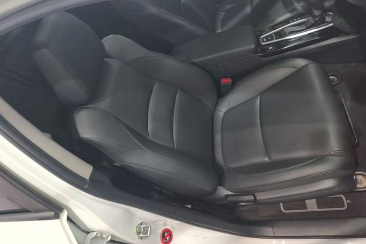 Used Honda Crider 2019 180 Turbo CVT Luxury Edition China VI Emission Standard Right Front Seat