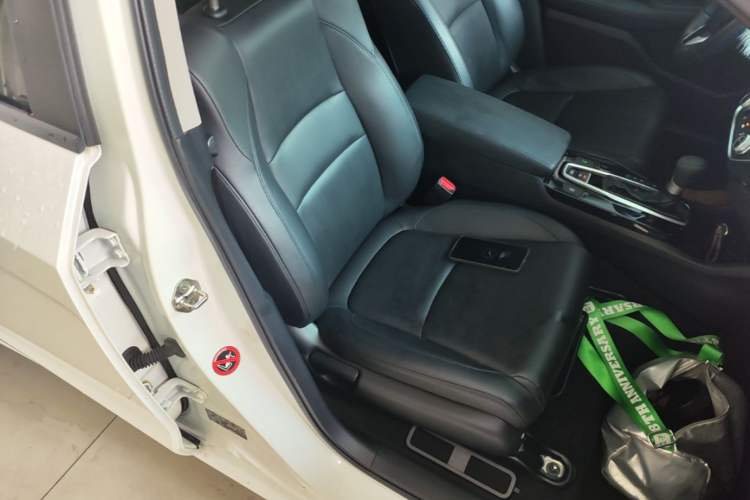Used Honda Crider 2019 180 Turbo CVT Leading Edition China VI Right Front Seat