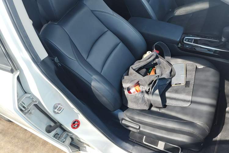 Used Honda Crider 2019 180 Turbo CVT Leading Edition China VI Right Front Seat