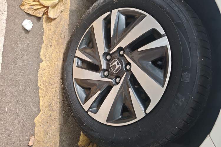 Used Honda Crider 2019 180 Turbo CVT Leading Edition China V Right Front Wheel Hub