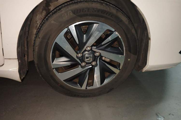 Used Honda Crider 2019 180 Turbo CVT Leading Edition China V Right Front Wheel Hub