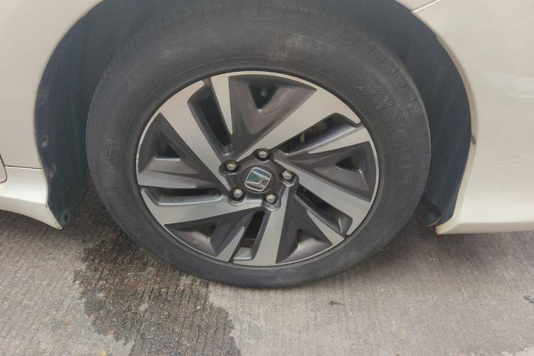 Used Honda Crider 2019 180 Turbo CVT Comfort Edition China V Right Front Wheel Hub