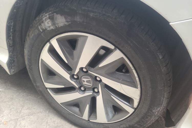 Used Honda Crider 2019 180 Turbo CVT Luxury Edition China V Right Front Wheel Hub