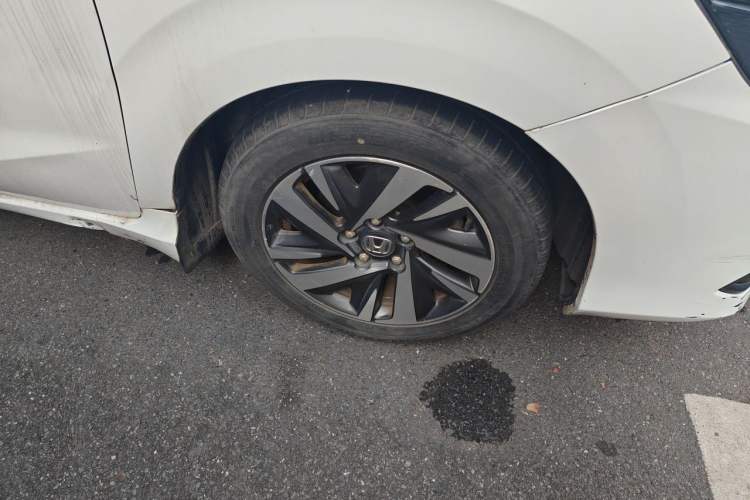 Used Honda Crider 2019 180 Turbo CVT Luxury Edition China V Right Front Wheel Hub