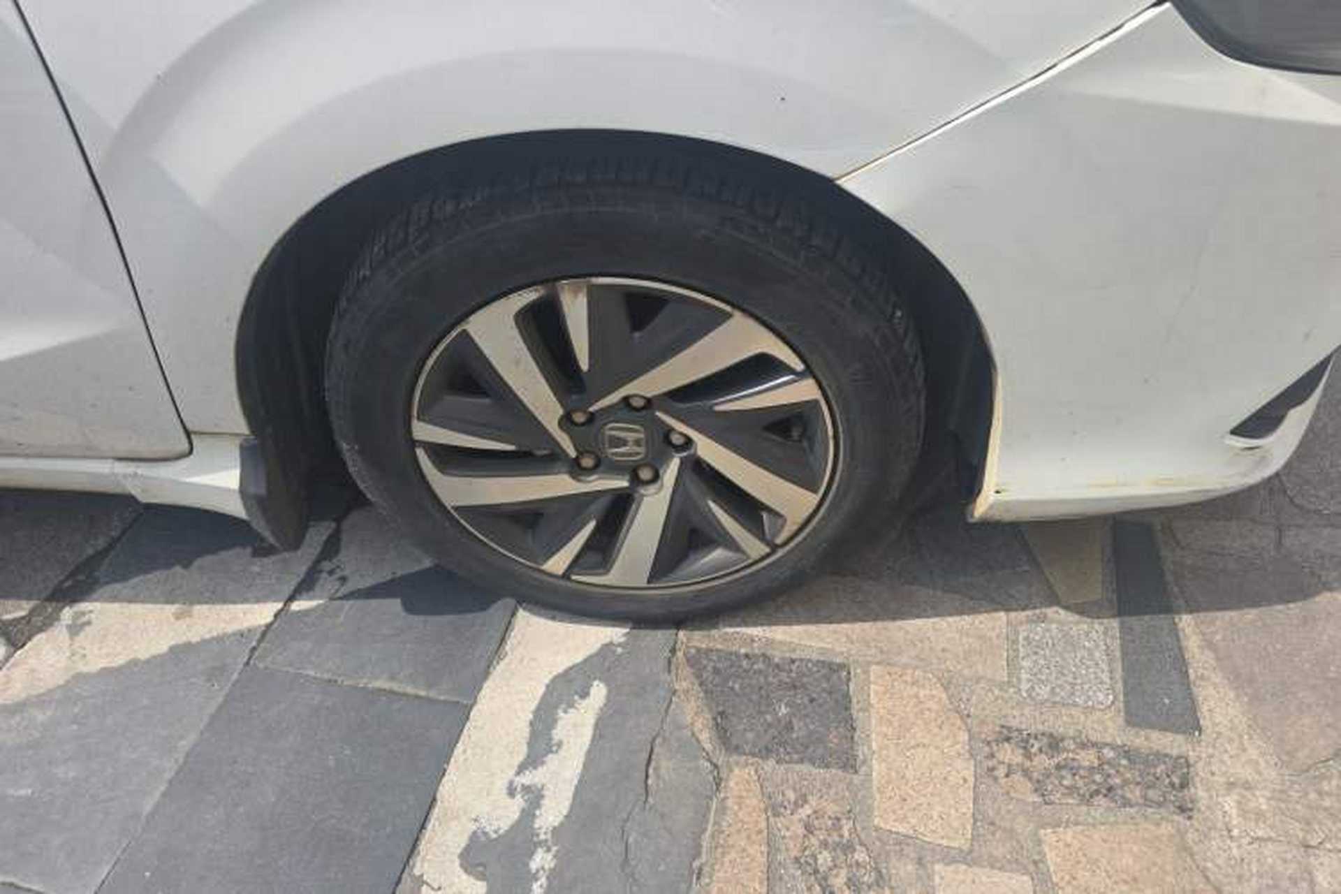 Used Honda Crider 2019 180 Turbo CVT Comfort Edition China V Right Front Wheel Hub