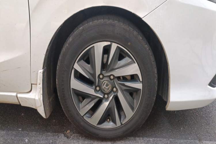 Used Honda Crider 2019 180 Turbo CVT Comfort Edition China V Right Front Wheel Hub
