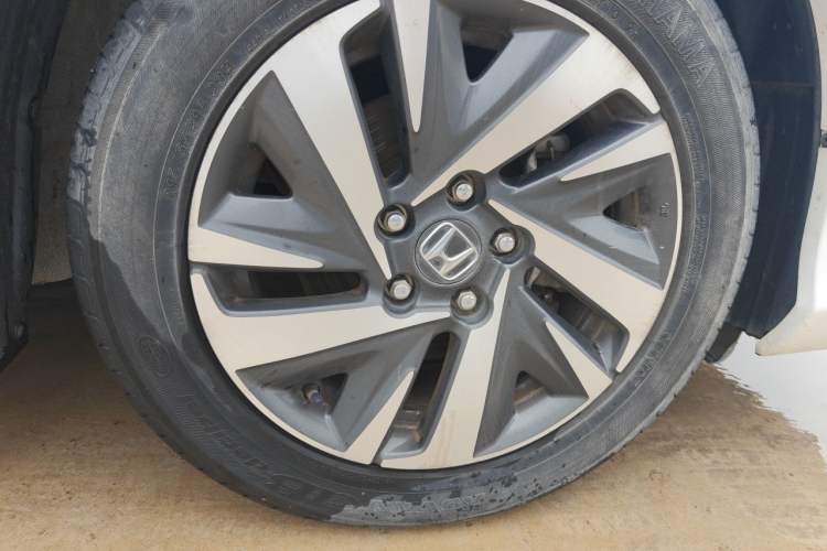 Used Honda Crider 2019 180 Turbo CVT Leading Edition China V Right Front Wheel Hub