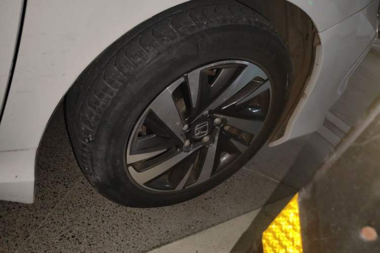 Used Honda Crider 2019 180 Turbo CVT Leading Edition China V Right Front Wheel Hub